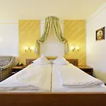 Hotel Mountains Seefeld in Tirol