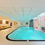 Hotel Mountains 4*