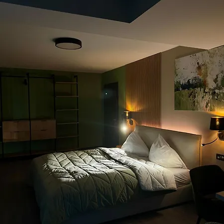 Mountains Отель Зеефельд в Тироле