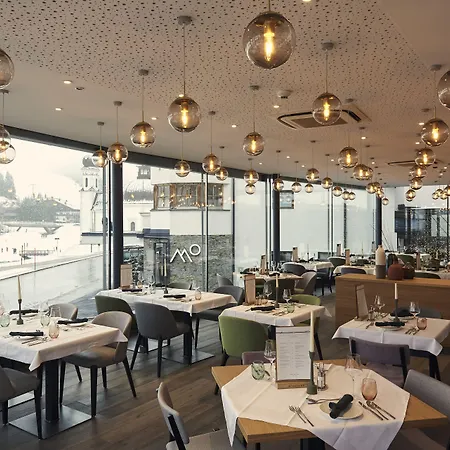 Mountains Отель Зеефельд в Тироле