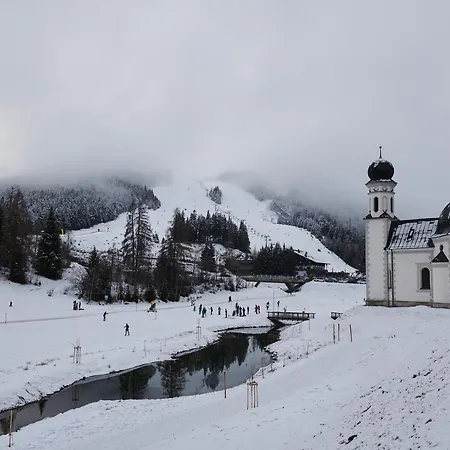 Hotel Mountains Seefeld in Tirol