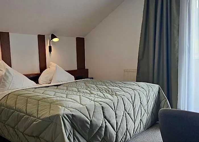 Mountains سيفيلد ان تيرول