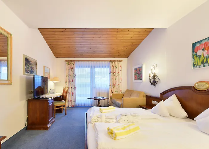 فندق Mountains 4*