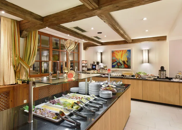 Mountains سيفيلد ان تيرول