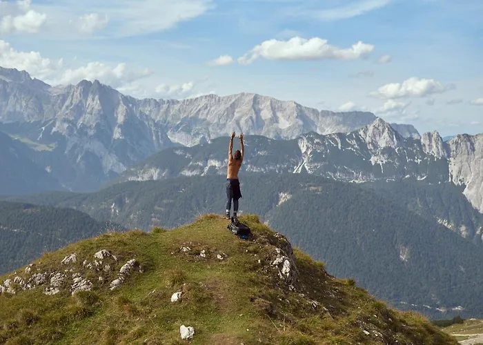 Mountains Отель